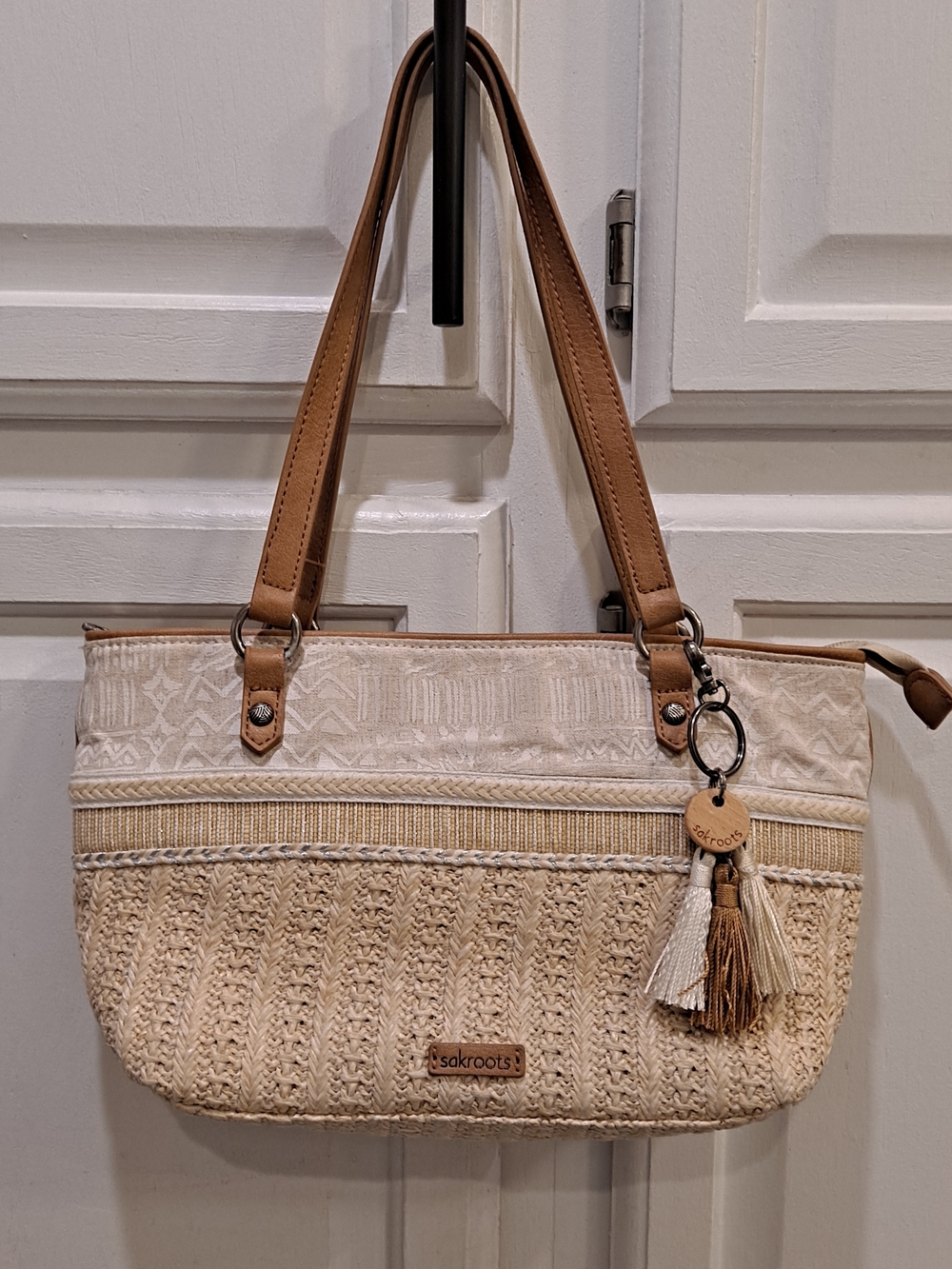 Sakroots Ellis Cream Tan Straw Handpainted Shoulder Tote Tassel Charm